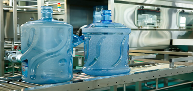 桶装水配送公司给您普及桶装水的容量